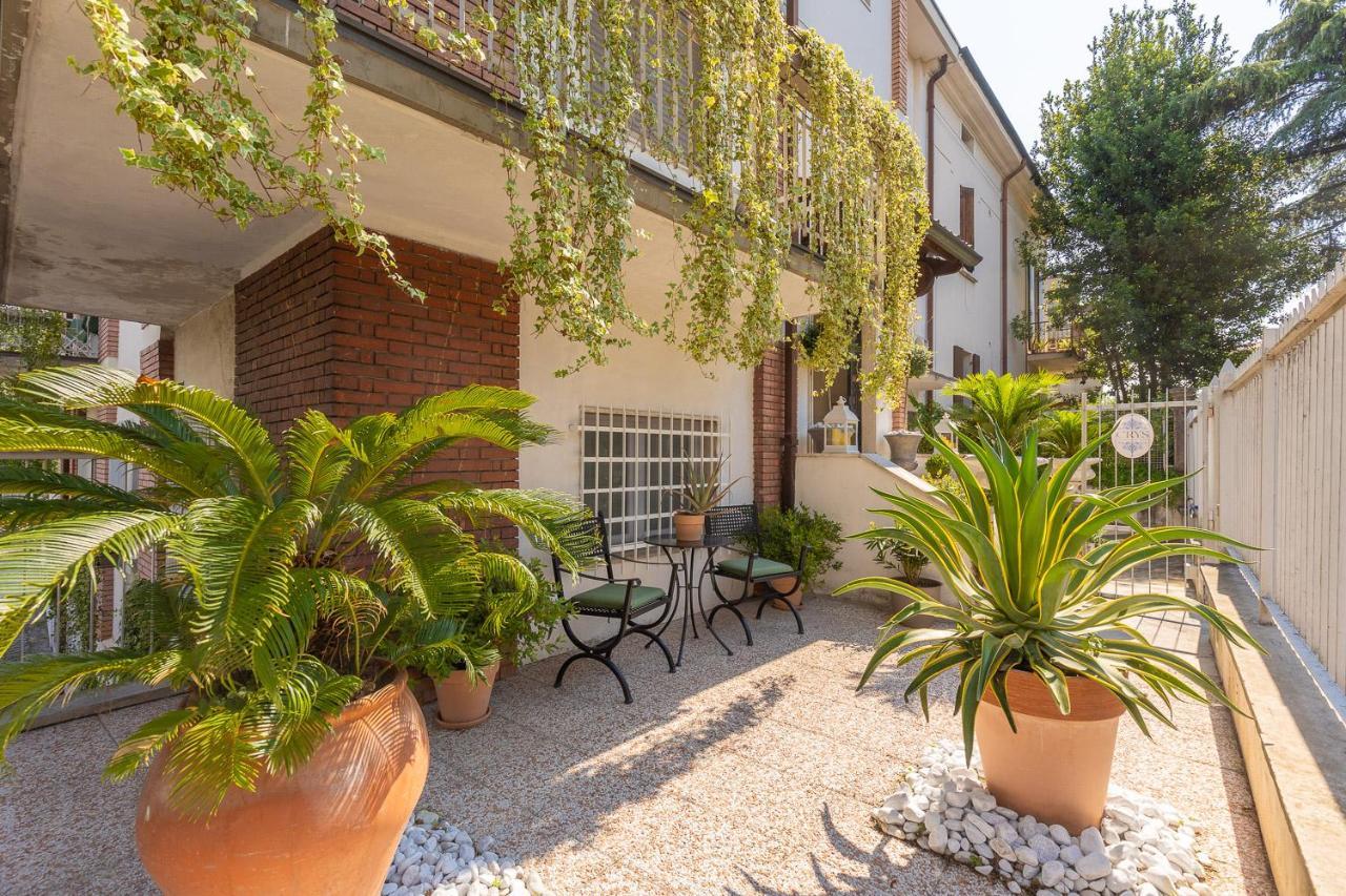 Crys: Apartments, Holiday, Business, Blu - Verona — Photos 1